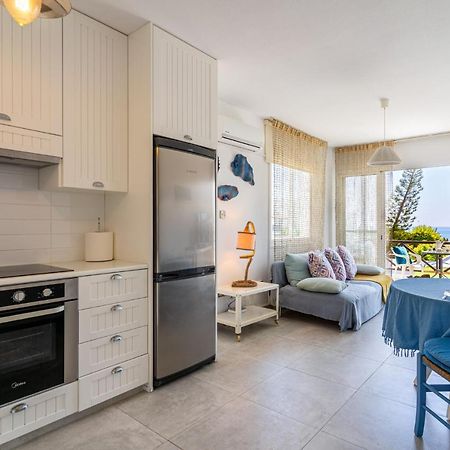 Seawaves 1- Bedroom Apartment Near Meneou Beach Larnaca Exteriör bild