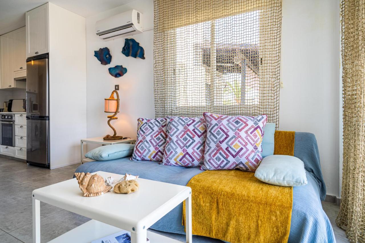 Seawaves 1- Bedroom Apartment Near Meneou Beach Larnaca Exteriör bild