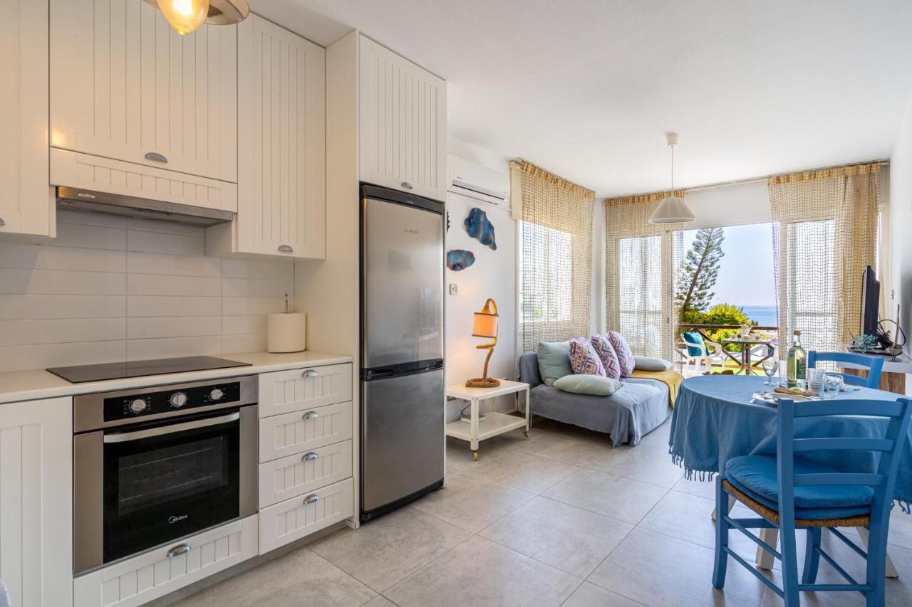 Seawaves 1- Bedroom Apartment Near Meneou Beach Larnaca Exteriör bild